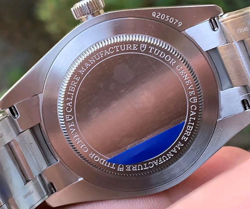 ZF厂帝舵碧湾系列小蓝盾M79030N复刻腕表做工怎么样